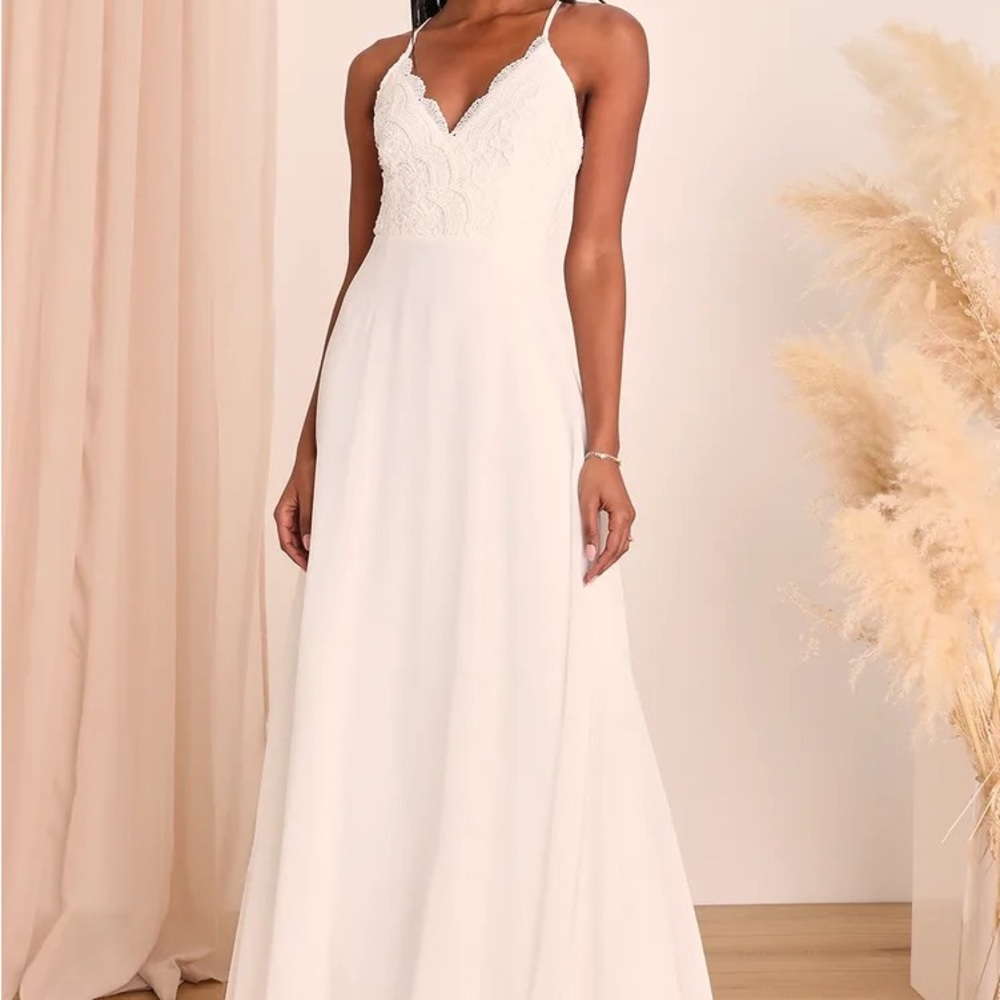 Lulu’s Madalyn White Lace Maxi Dress